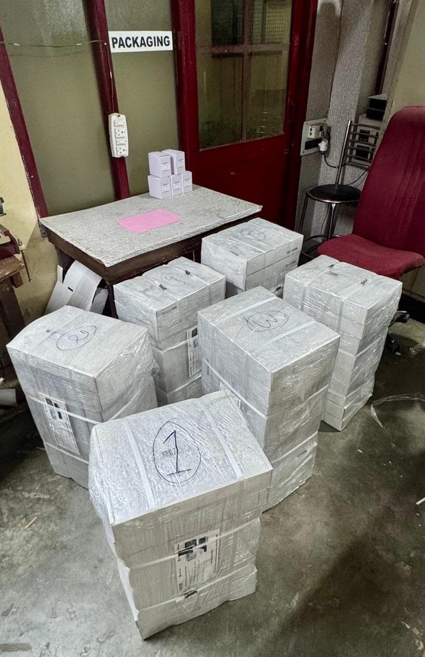 Smart controller packaged for shipping